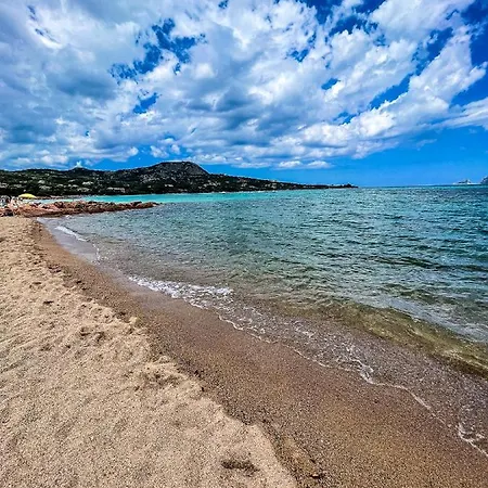 Domomea - Istana * Porto Istana